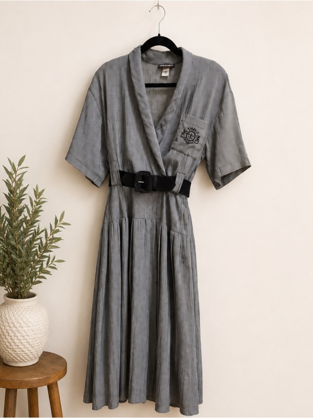 Vintage John Roberts Gray Pleated Midi Dress Belted Short Sleeve Retro XS/S